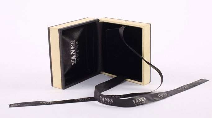 化妝品(pin)盒、化妝(zhuang)品包裝(zhuang)盒、化妝(zhuāng)品盒子(zi)定制